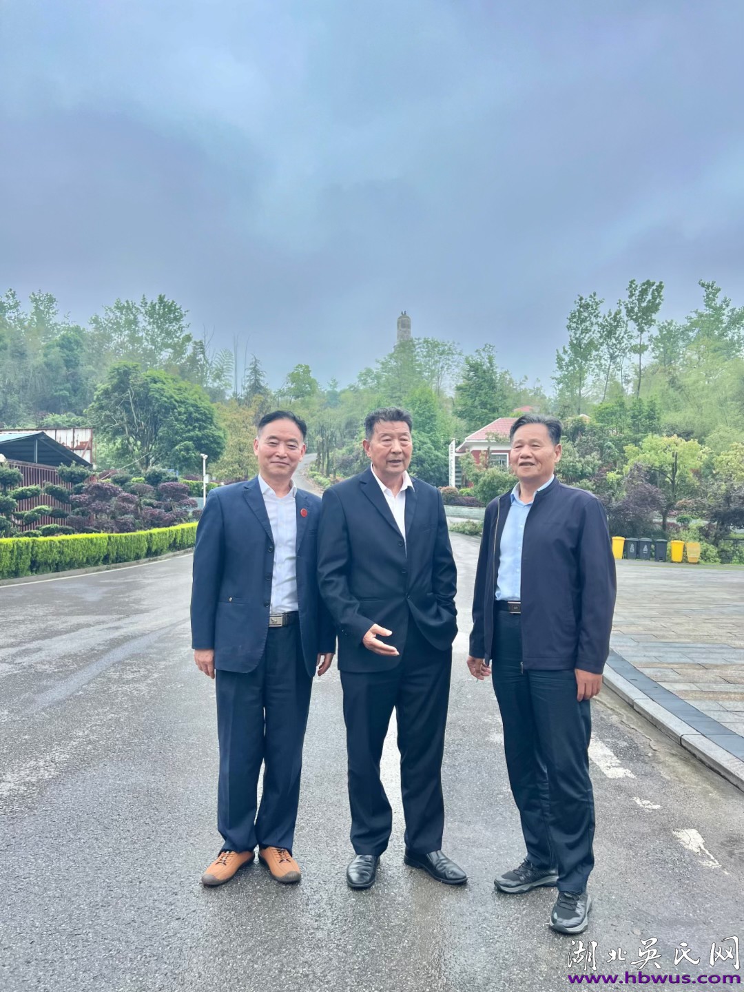 湖北吳氏陪同世吳主席吳國(guó)榮參訪大冶泰伯紀(jì)念館 湖北吳氏陪同世吳主席吳國(guó)榮參訪大冶泰伯紀(jì)念館