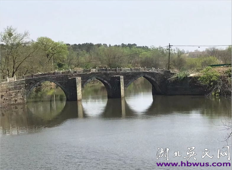 吳之琬倡修高橋