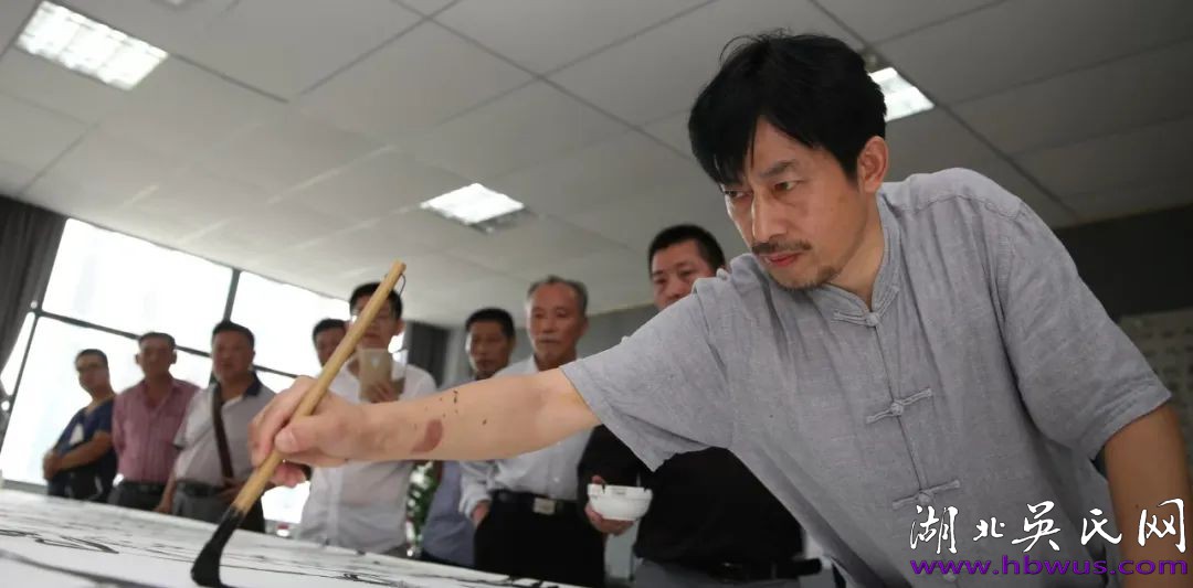 狂，李由的標(biāo)簽