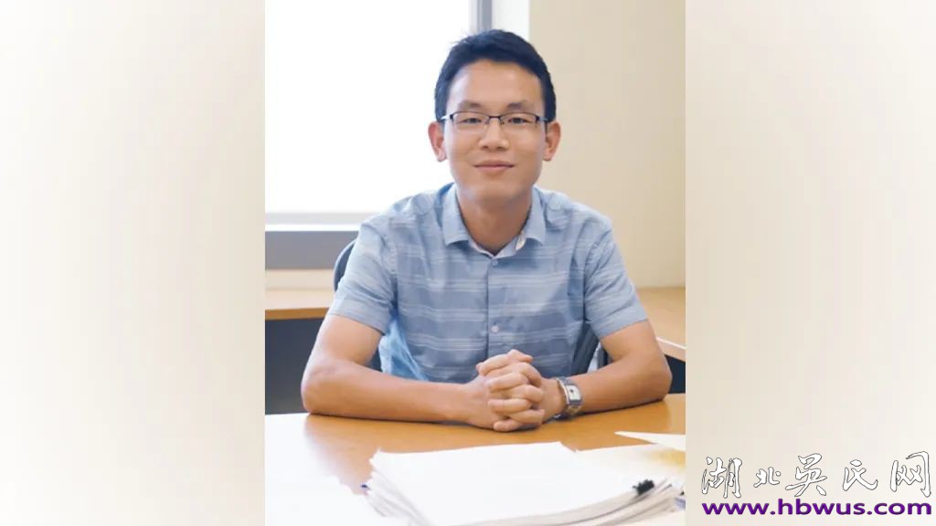 武漢大學(xué)新聞與傳播學(xué)院已由“80后”副院長(zhǎng)吳世文主持工作