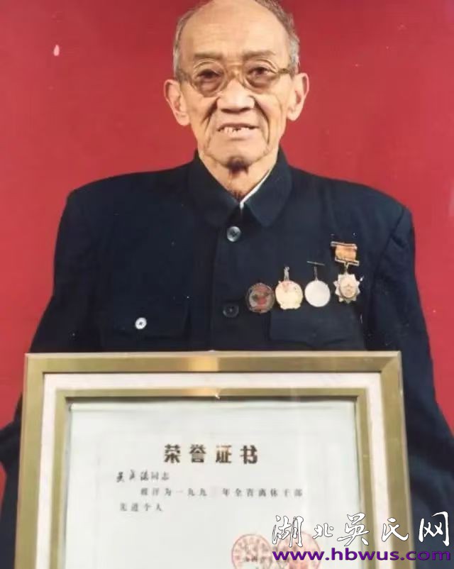 1760874111125311.jpg 3.jpg